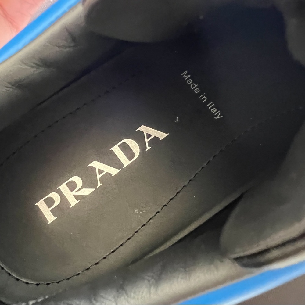 Prada Men’s Downtown Leather Sneakers in Black / Blue, New without Box - Picture 7 of 7